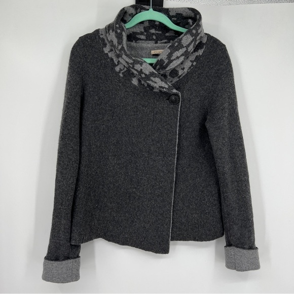 Chiaramente Women's Abstract Buttondown Italian Wool-Blend Grey Cardigan Sweater - Picture 2 of 12
